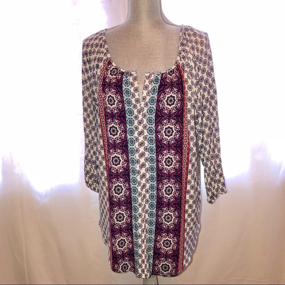 Absolutely‎ Famous Top